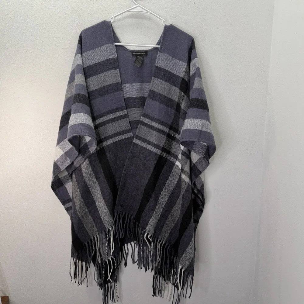 Banana Republic Cashmere Wool Blend Shawl Wrap Blanket Sweater OS Cabincore Blue